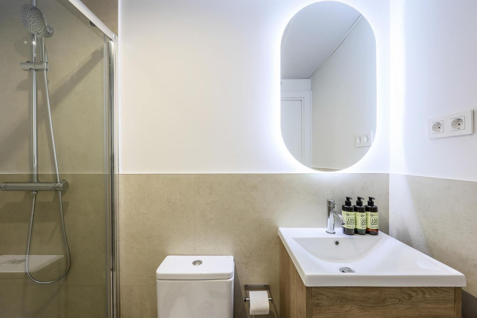 Apartamento Doble Centro Madrid Kültér fotó